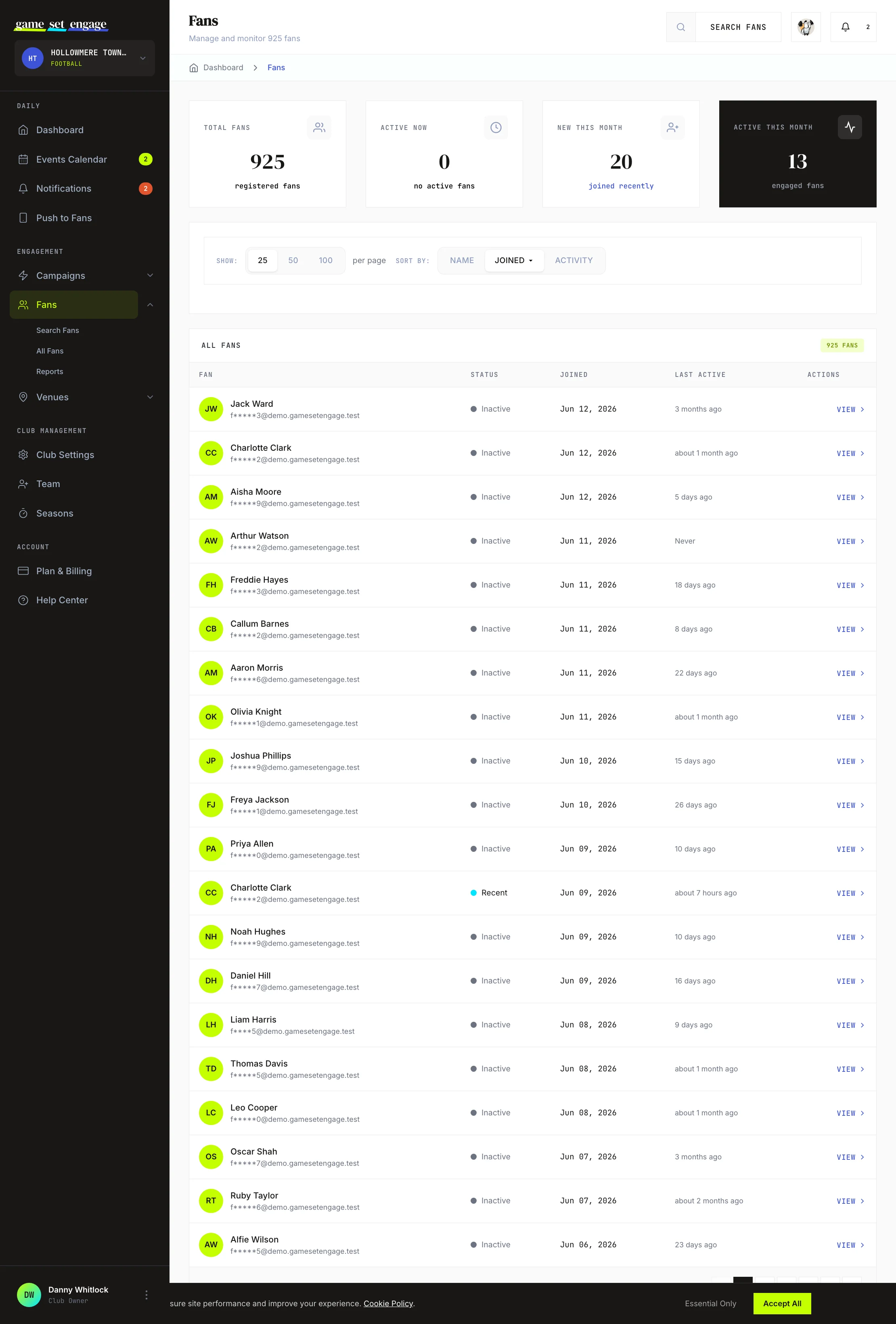 The fans table with the sort and per-page controls, showing each fan's status, joined date, and last activity